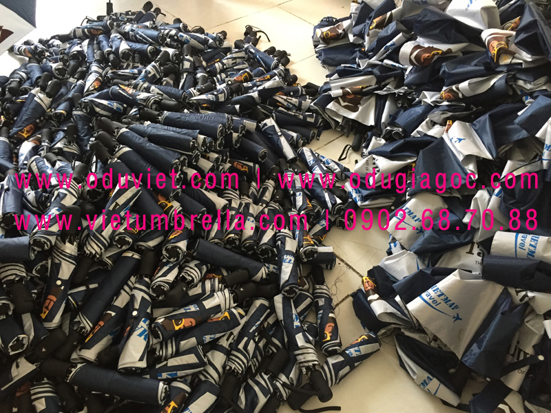 xưởng sản xuất ô dù cầm tay in logo quảng cáo
